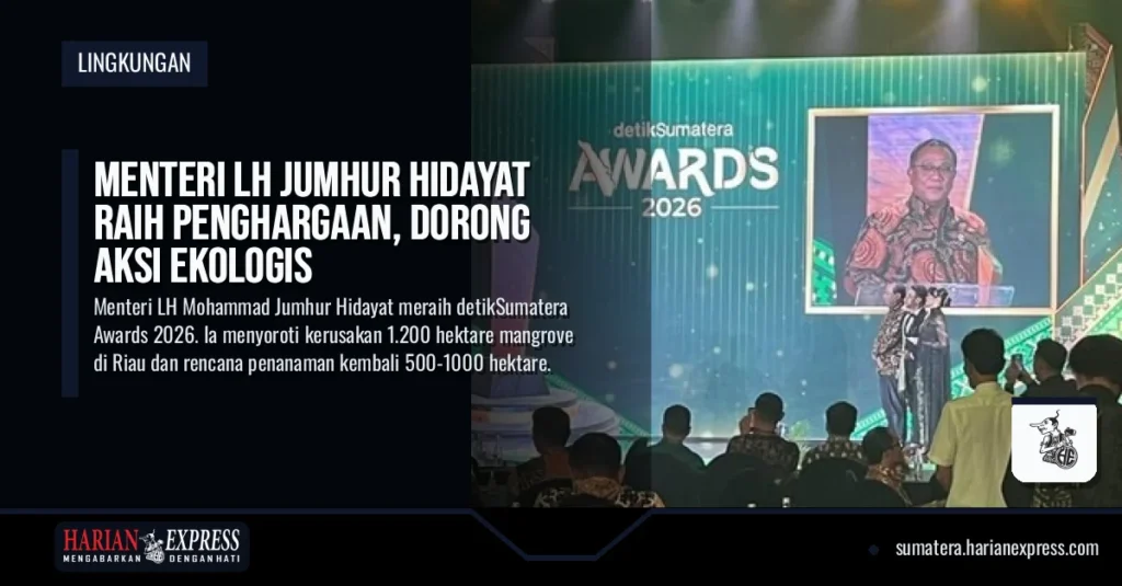 Menteri LH Jumhur Hidayat Raih Penghargaan, Dorong Aksi Ekologis